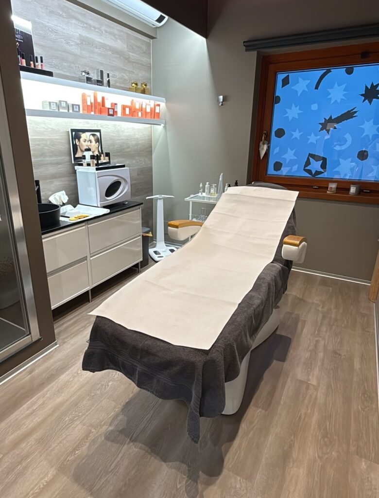 SERATA CAUDALIE IN FARMACIA FAVERO